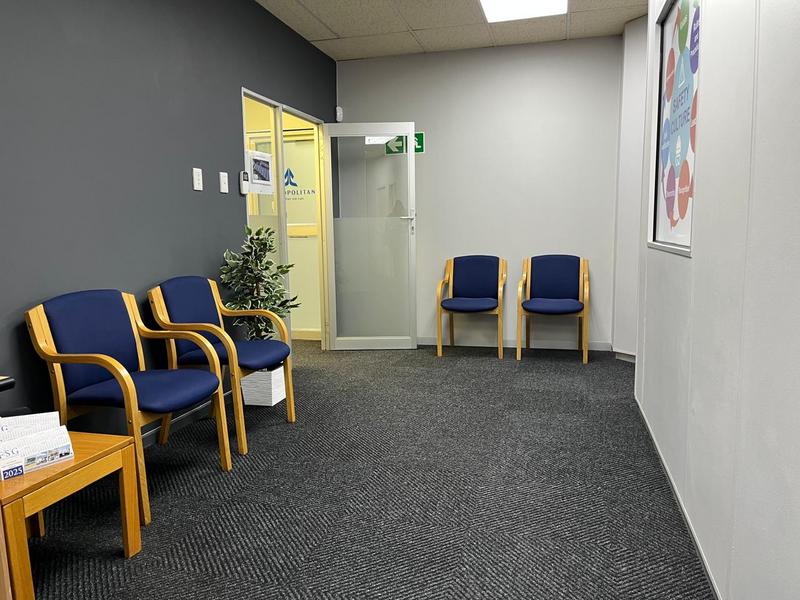 To Let commercial Property for Rent in Newton Park Eastern Cape